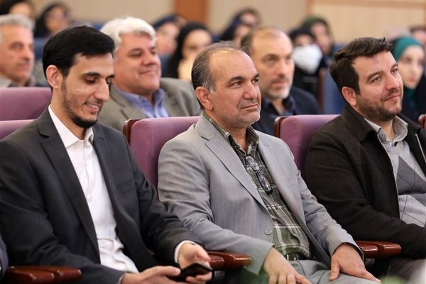 قدیمی‌ترین شبکه خارجی تلویزیون ۲۷ ساله شد