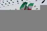نصب پرچم ایران در محل اصابت موشک ها در تهران + فیلم