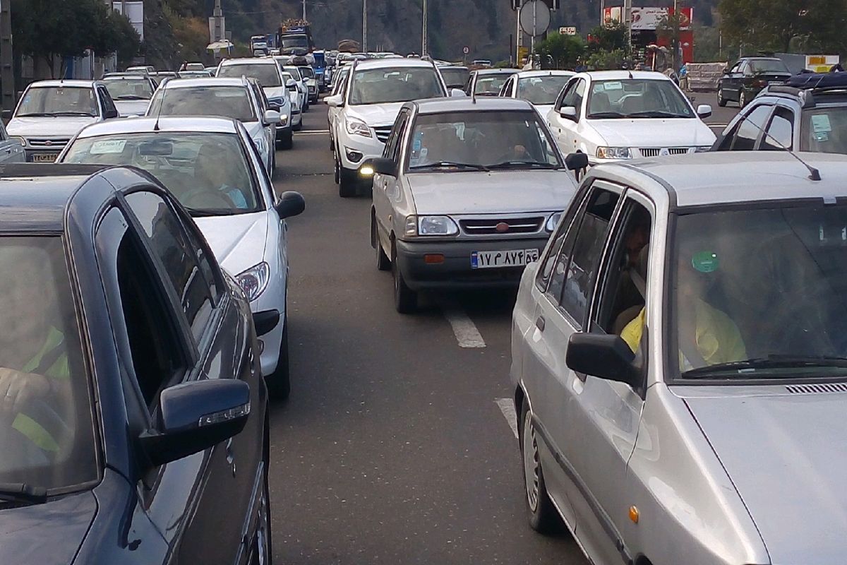 ترافیک سنگین در جاده رشت - قزوین 