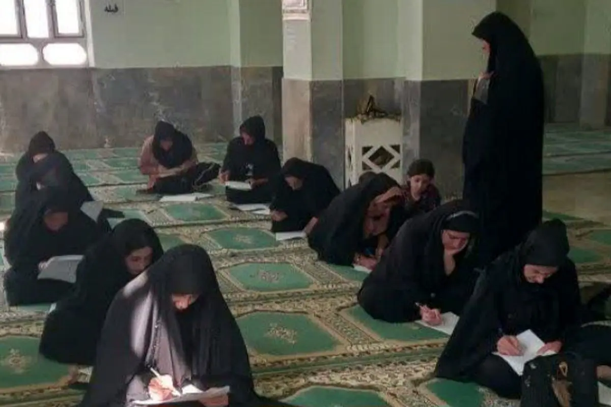 برگزاری آزمون بخش معارفی مسابقات سراسری قرآن در استان ایلام