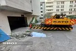 مرگ تلخ اپراتور جرثقیل در حادثه شریعتی/ برخورد با پالت‌های شیشه و دو خودرو