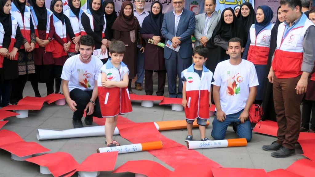  نمایشگاه هفته جهانی مبارزه با مواد مخدر در پیاده راه فرهنگی شهر رشت افتتاح شد