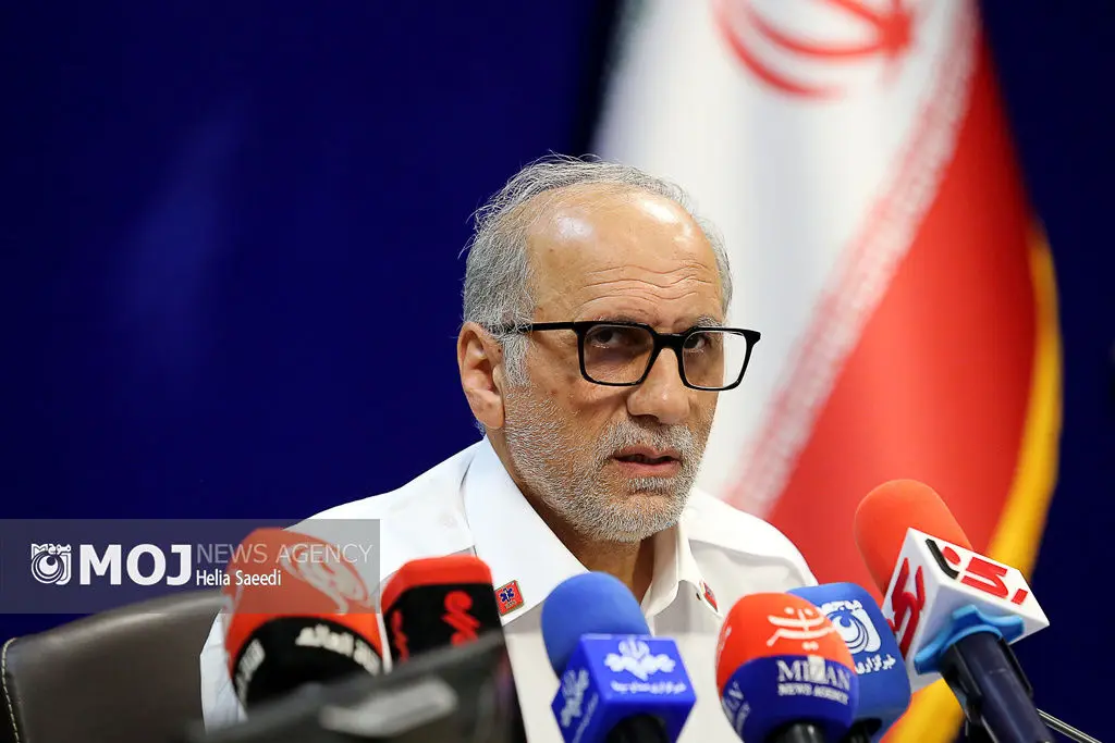 اورژانس کشور با ۳۰ هزار نیرو و ۵۳ پایگاه هوایی آماده خدمت‌رسانی در طرح زمستانی است