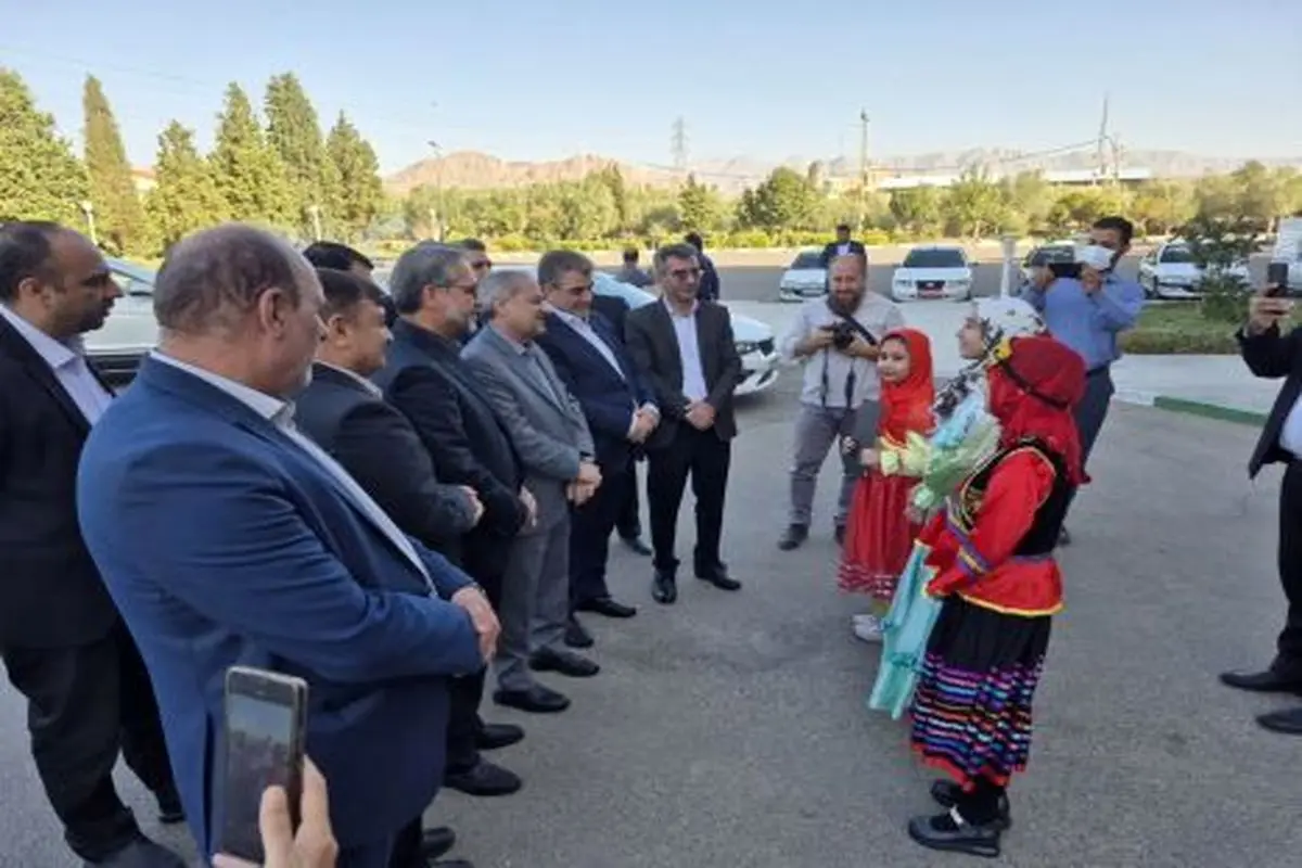 وزیر آموزش و پرورش وارد سمنان شد