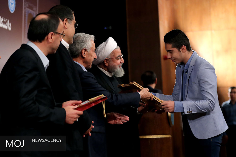 مراسم آغاز سال تحصیلی دانشگاه ها و مراکز پژوهشی با حضور روحانی