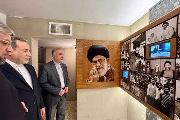 عراقچی از منزل رهبر معظم انقلاب بازدید کرد