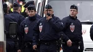 درگیری میان پلیس و جوانان در حومه پاریس