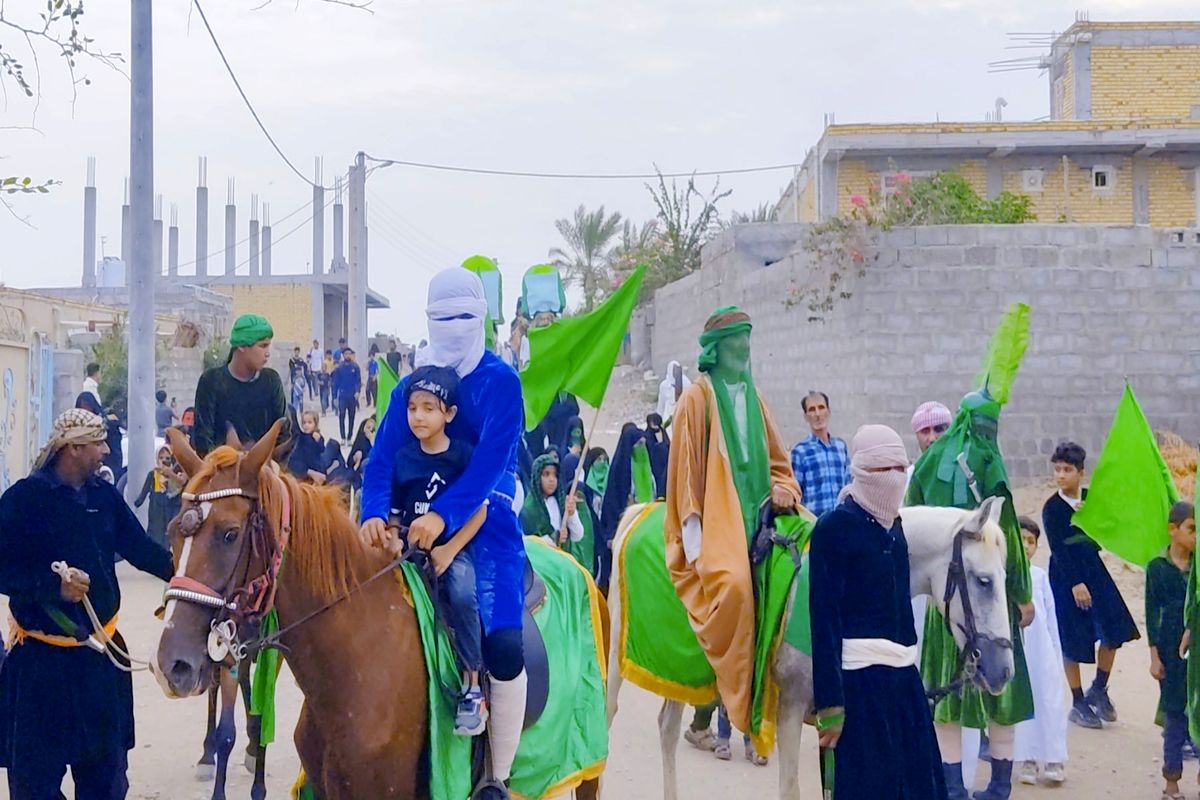 برگزاری مراسم نمادین استقبال از کاروان محرم در بندرکوهستک