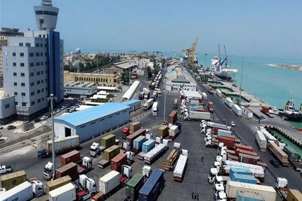 ارتفاع حجم صادرات ایران غیر النفطیة بمقدار 37 بالمئة