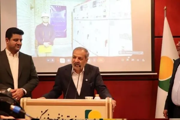 افتتاح نیروگاه خورشیدی 10 مگاواتی صندوق ذخیره فرهنگیان توسط وزیر آموزش و پرورش
