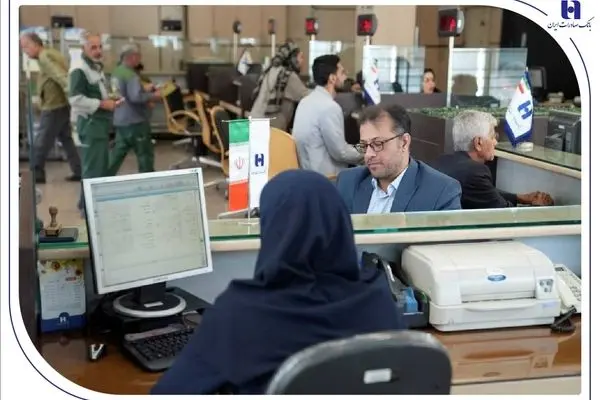 اعلام شعب کشیک بانک صادرات ایران در روزهای تعطیل آذرماه