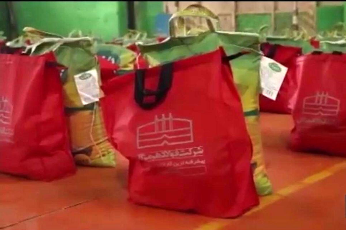 اهدا 500 بسته مواد غذایی به نیازمندان استان هرمزگان