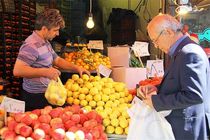 قیمت میوه های نوبرانه در بازار /قیمت سبزی پاک شده مورد تایید اتحادیه نیست
