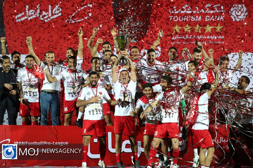 جشن قهرمانی پرسپولیس در بیستمین دوره لیگ برتر فوتبال