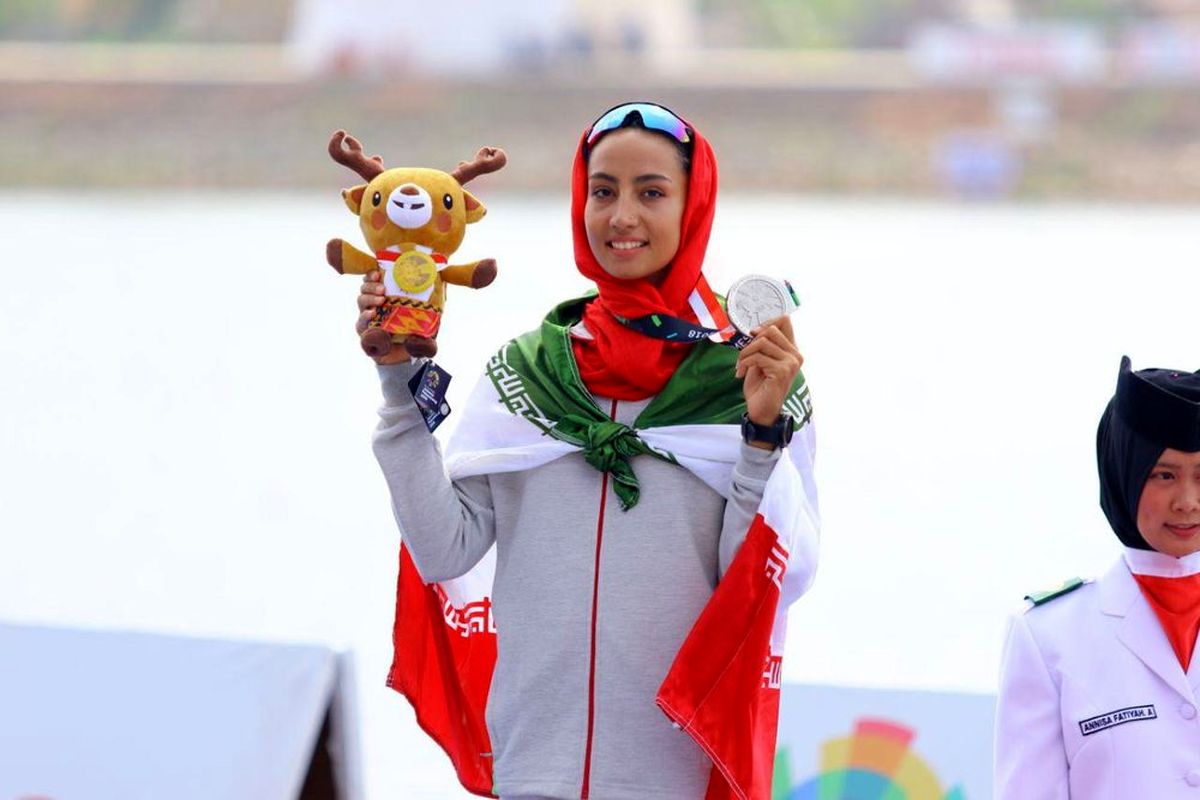 هدیه کاظم مدال نقره قایقرانی بازی‌های آسیایی را از آن خود کرد