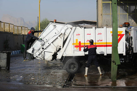 وضعیت حمل زباله در شهر اصفهان مناسب نیست