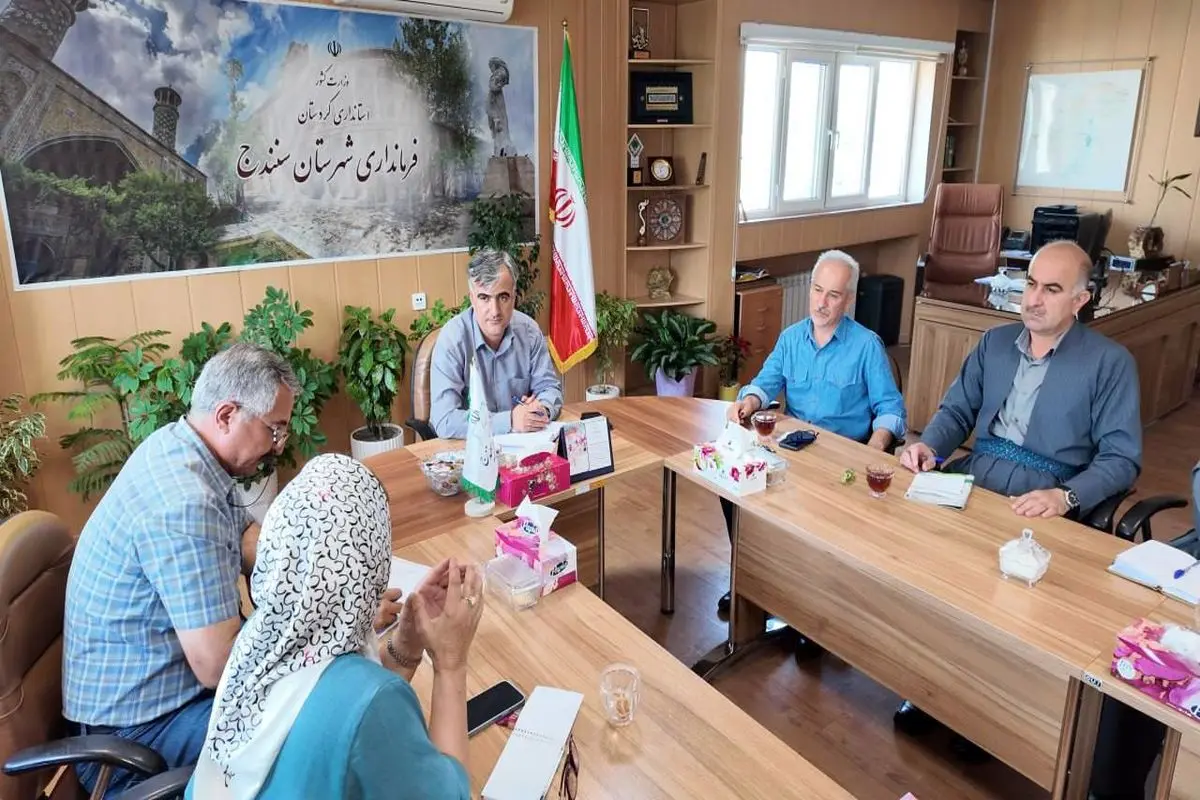 تأکید فرماندار بر سازماندهی و تخصصگرایی در فعالیتهای خیریه
