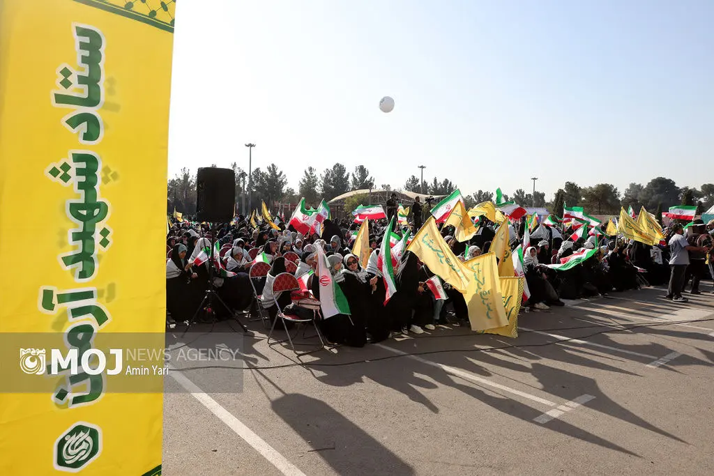 اجتماع بزرگ نوجوانان آرمانی در جوار شهیدان برگزار شد + فیلم و تصاویر