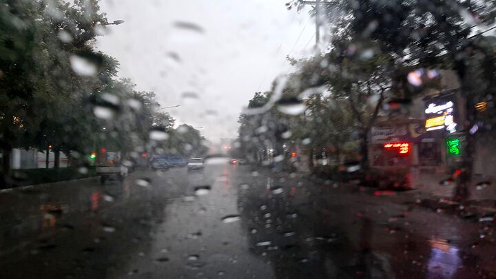 ثبت ۲۷۱ میلیمتر باران طی ۴۸ ساعت گذشته در آستارا/احتمال بارش باران سیل آسا در شهرهای غربی گیلان