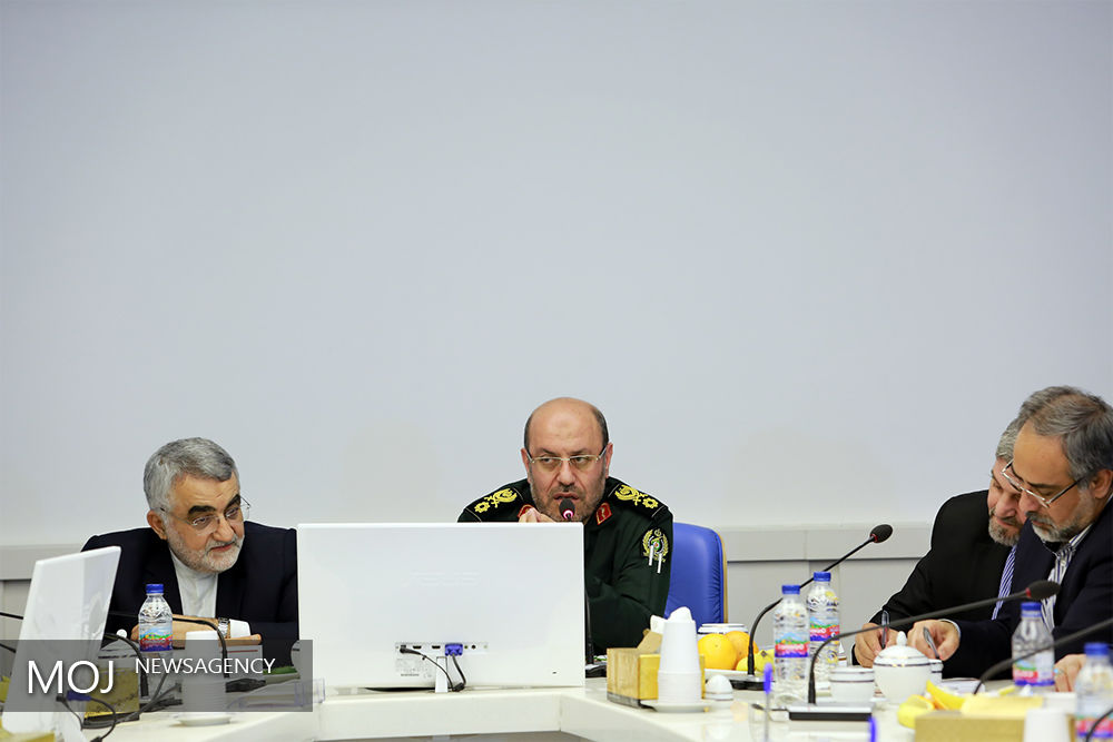 نشست مشترک کمیسیون امنیت ملی و سیاست خارجی مجلس با وزیر دفاع 