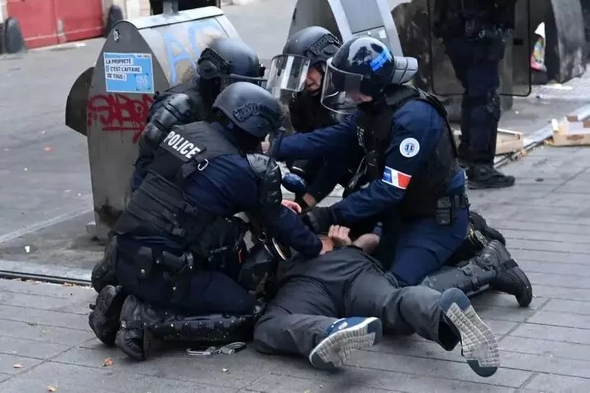 حکم زندان برای بیش از ۷۰۰ نفر در اعتراضات اخیر فرانسه صادر شد