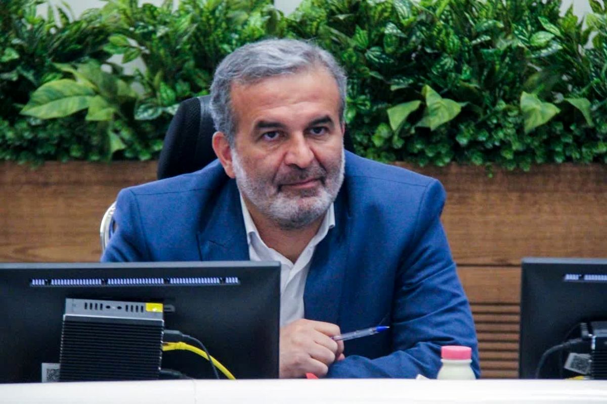 برنامه مدیریت شهری اصفهان برای کاهش آلودگی هوا / نمی‌توانیم نسبت به مشکلات بی‌تفاوت باشیم

