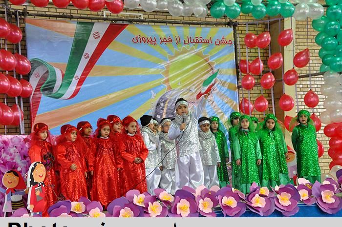 برگزاری جشن‌های ویژه دهه فجر در تمام مدارس استان اصفهان