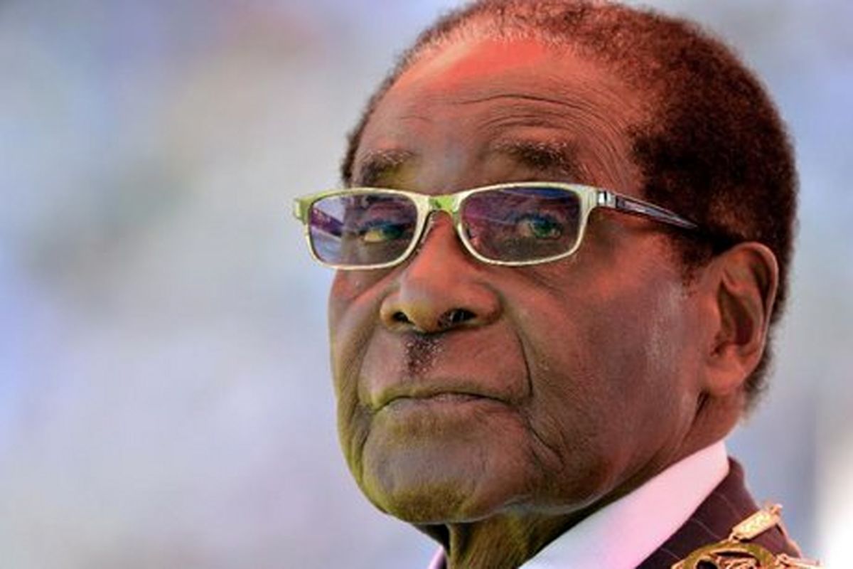موگابه ۷.۵ میلیون پوند دریافت می کند
