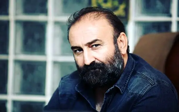 ماجرای دستگیر شدن مهران احمدی! + فیلم