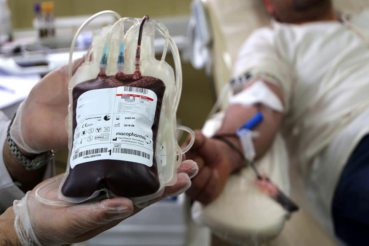 روزه داران در ساعات اولیه صبح و پس از افطار می‌توانند خون اهدا کنند
