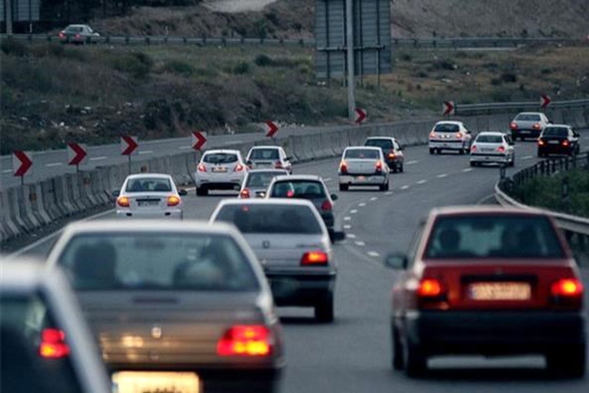امروز کاهش تردد قابل توجهی را در سطح جاده‌ های کشور داشتیم