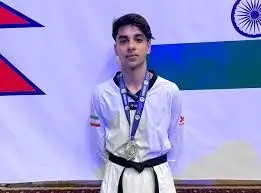 ابوالفضل زندی با درخشش در چین به نیمه‌نهایی تکواندوی جهان رسید