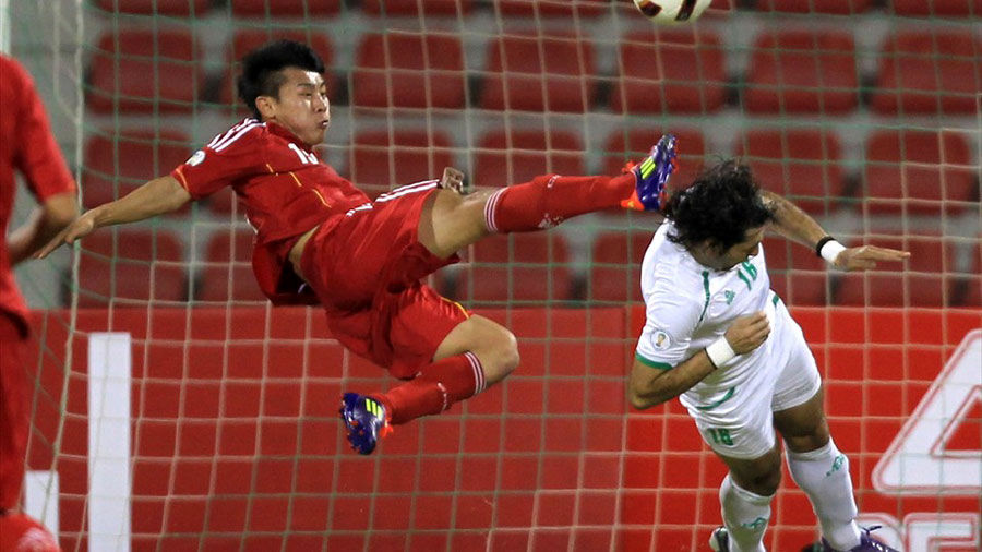 کاپیتان تیم فوتبال چین از پیروزی برابر ایران امیدوار است