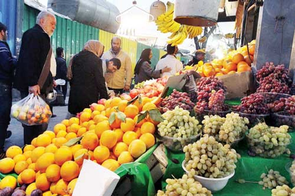 وضعیت بازار میوه و تره بار مناسب است