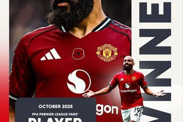 ستاره کامرونی منچستر یونایتد، بازیکن ماه لیگ برتر انگلیس