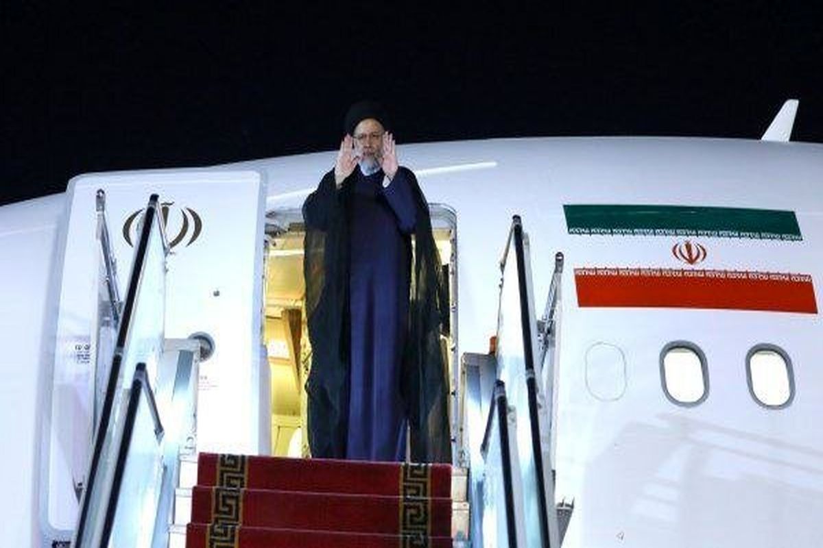 رئیس جمهور بامداد پنجشنبه از ترکیه وارد تهران شد
