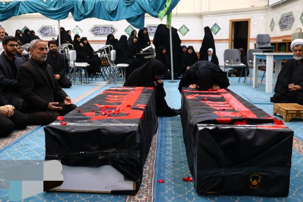 تشییع پیکرهای همسر و فرزند معاون رئیس‌جمهور در مشهد 