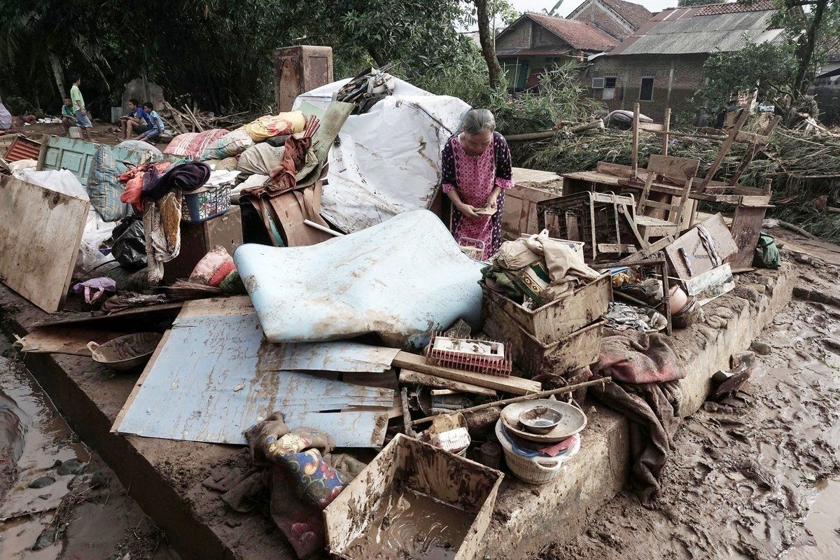 طوفان و سیل در جنوب چین ۲۰ کشته برجای گذاشت