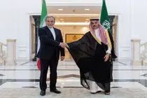 وزرای خارجه ایران و عربستان در جده با یکدیگر دیدار کردند