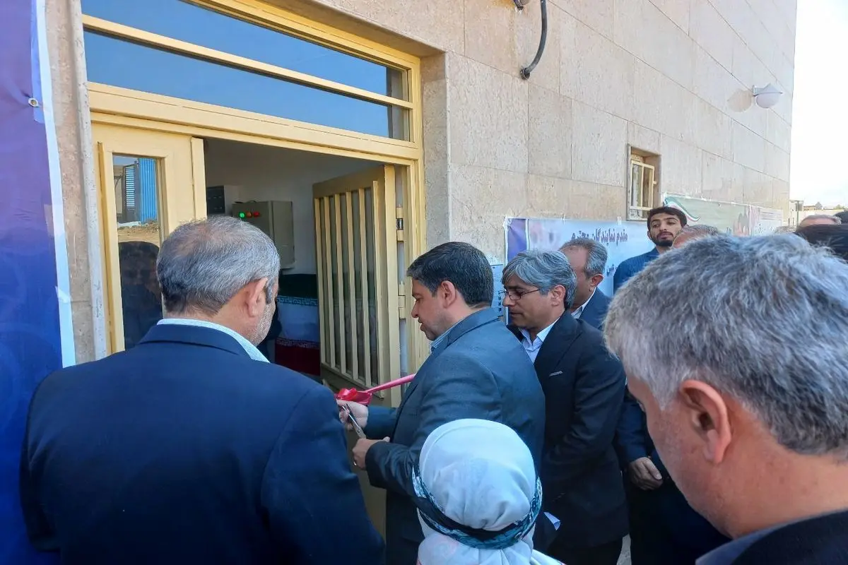 افتتاح خوابگاه ورزشکاران شهرستان نیر همزمان با هفته دولت با حضور استاندار