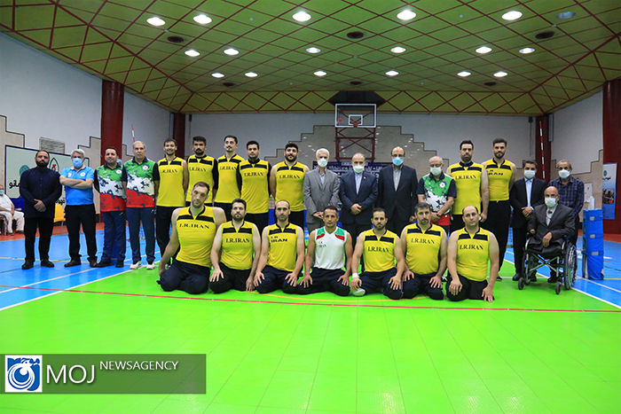 بازدید وزیر ورزش از اردوی تیم‌های ملی والیبال نشسته و پاراتیراندازی