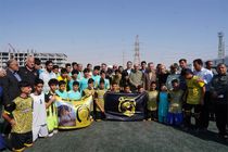 افتتاح پانصدمین زمین چمن مصنوعی احداث شده توسط بنیاد مستضعفان