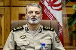 فرمانده کل ارتش روز معلم را تبریک گفت