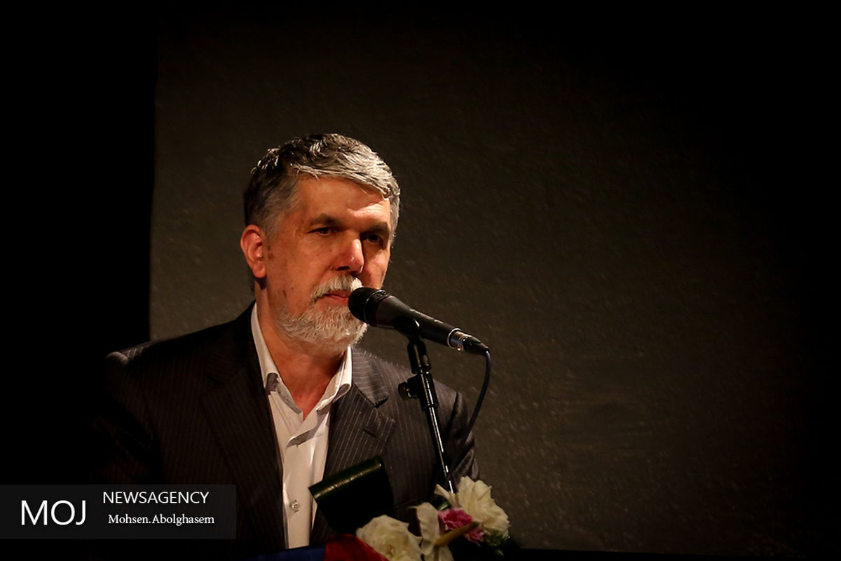 وزیر فرهنگ و ارشاد اسلامی از نمایشگاه کتاب تهران بازدید کرد