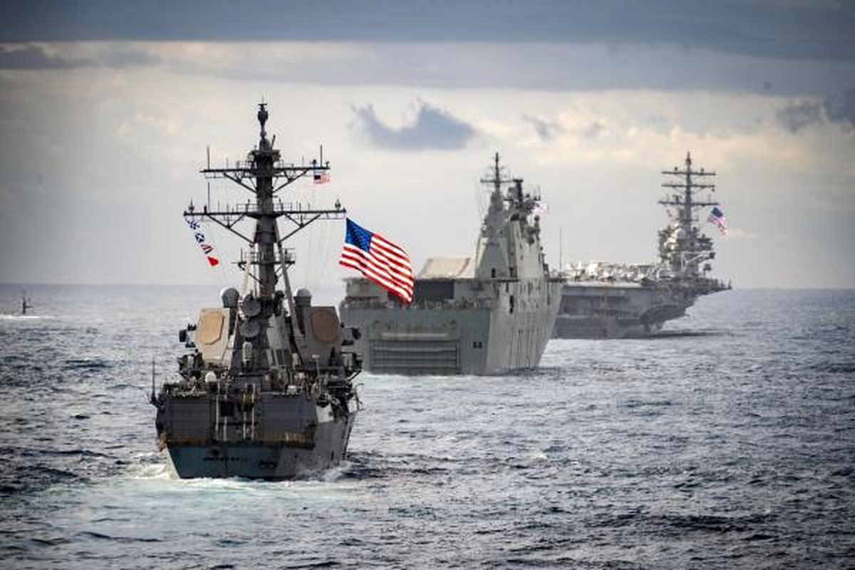 ورود ملوان‌ها و تفنگداران دریایی آمریکا به دریای سرخ
