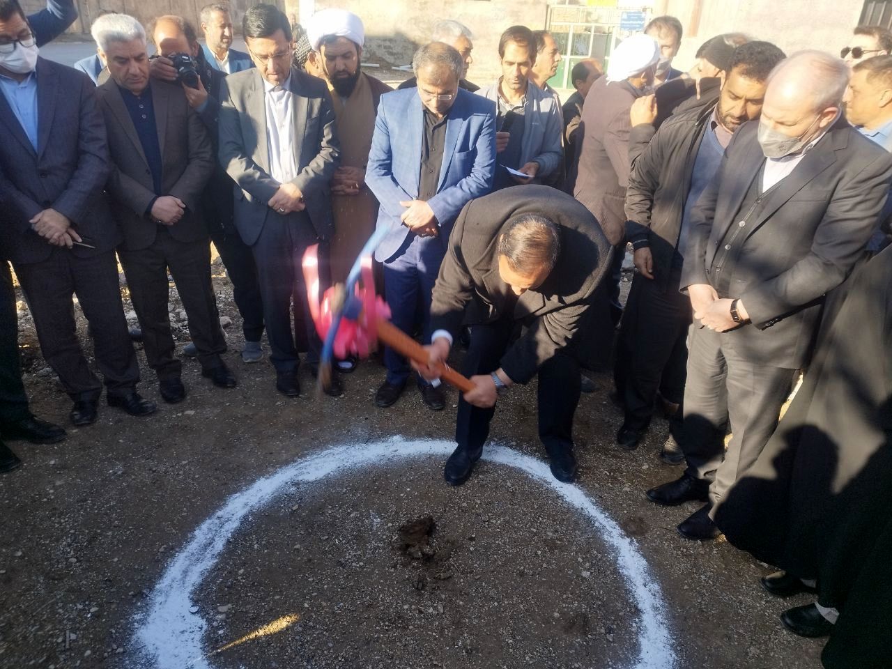 کتابخانه عمومی روستای سرتنگ شهرستان سیروان کلنگ زنی شد