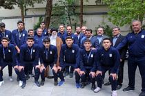 The Leader of Islamic Revolution received student volleyball team