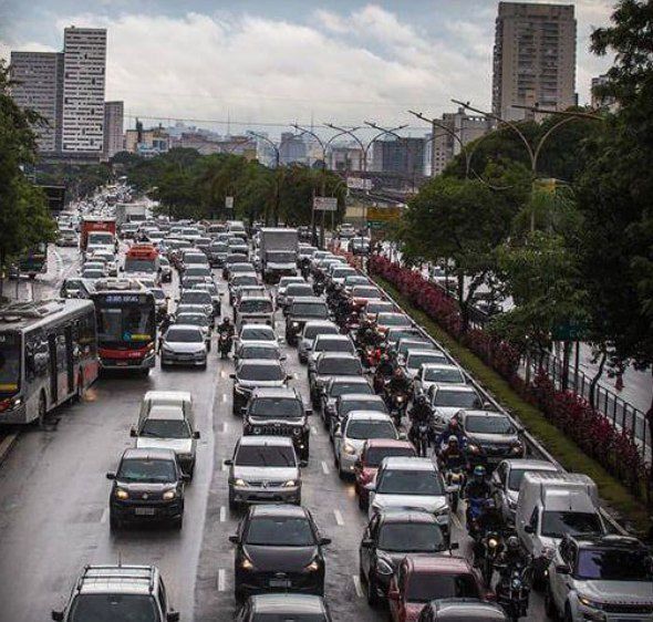 رکورد ترافیک شکسته شد/ نگاه ۲۱۴ میلیون برزیلی به قطر
