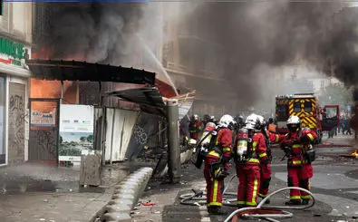 Blast in Paris left 3 killed