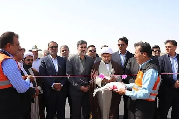 اجرای ۲۰ پروژه شاخص راهداری و حمل‌ونقل جاده‌ای در شهرستان‌های جنوب استان کرمان